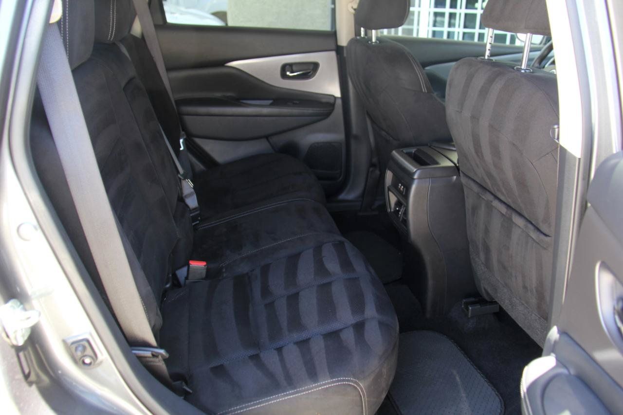 Used 2020 Nissan Murano S FWD image 26