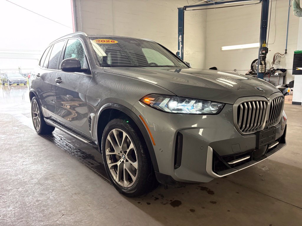 Used 2026 BMW X5 xDrive40i AWD/4WD image 1