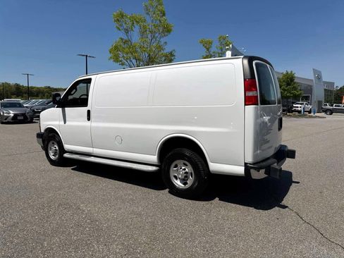 Used 2023 Chevrolet Express 2500 w/ Driver Convenience Package RWD image 3