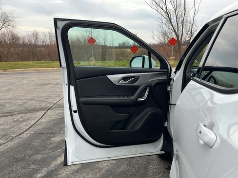 Used 2024 Chevrolet Blazer LT w/ Driver Confidence Package image 11