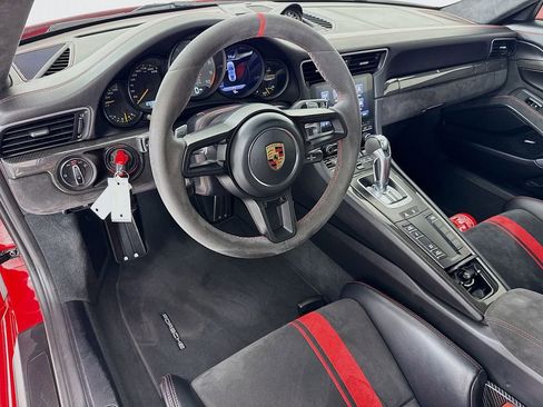 Certified 2018 Porsche 911 GT3 RWD image 4