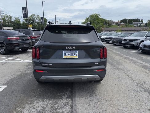 Certified 2023 Kia Sorento SX Prestige AWD/4WD image 6