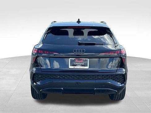 New 2026 Audi Q3 quattro 2.0T image 4