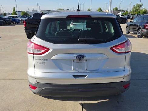 Used 2014 Ford Escape S FWD image 4