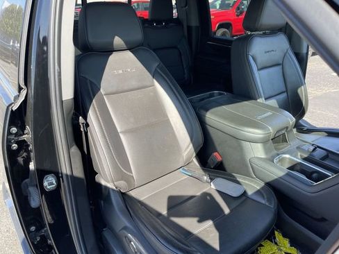 Used 2024 GMC Sierra 3500 Denali w/ Denali Reserve Package image 24