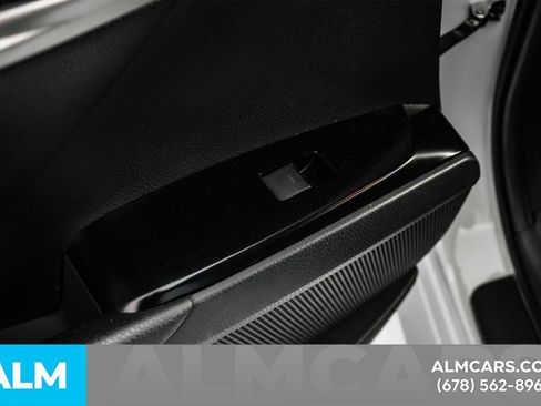 Used 2025 Toyota Camry LE image 47