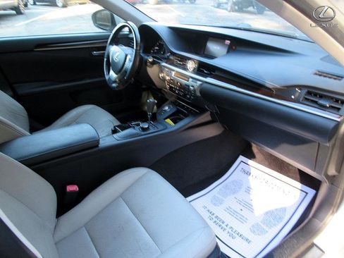 Used 2013 Lexus ES 350 image 22