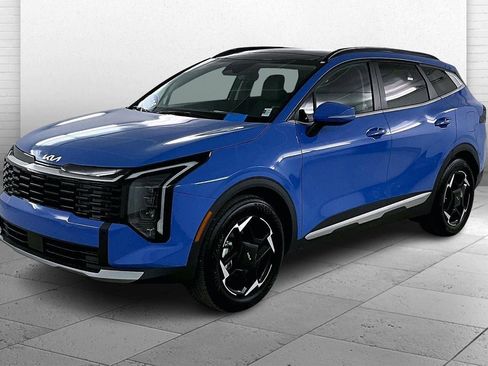 Used 2026 Kia Sportage EX w/ EX Panorama Roof Package image 3