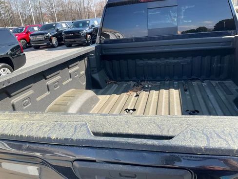 Used 2024 GMC Sierra 2500 Denali Ultimate image 8