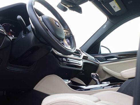 Used 2023 BMW X4 xDrive30i w/ Parking Assistance Package image 13