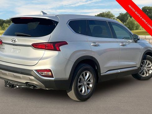Used 2019 Hyundai Santa Fe SEL FWD image 11