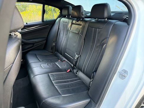 Used 2018 BMW 540i RWD image 22
