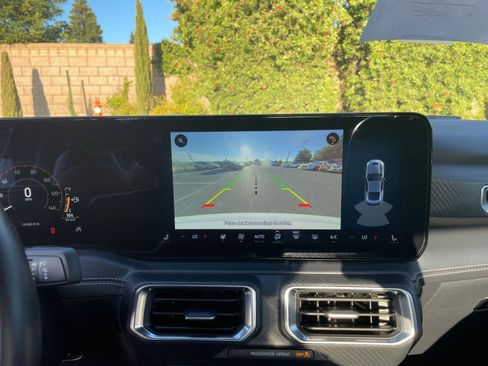 Used 2024 Ford Mustang Premium image 18