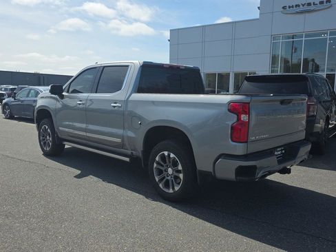 Used 2024 Chevrolet Silverado 1500 High Country w/ Technology Package AWD/4WD image 23