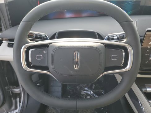 New 2026 Lincoln Nautilus Reserve w/ Jet Appearance Package image 16