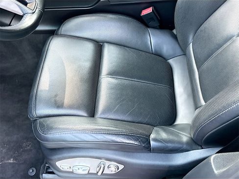 Used 2018 Porsche Macan GTS w/ Premium Package Plus image 21