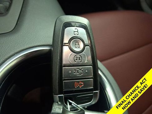 Used 2025 Ford Mustang GT Premium RWD image 17