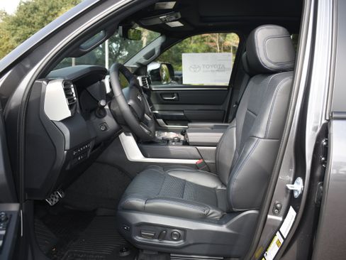 New 2026 Toyota Tundra Platinum image 3