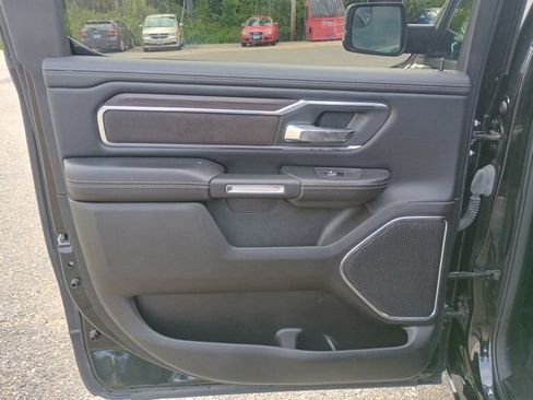 Used 2025 RAM 1500 Laramie AWD/4WD image 20