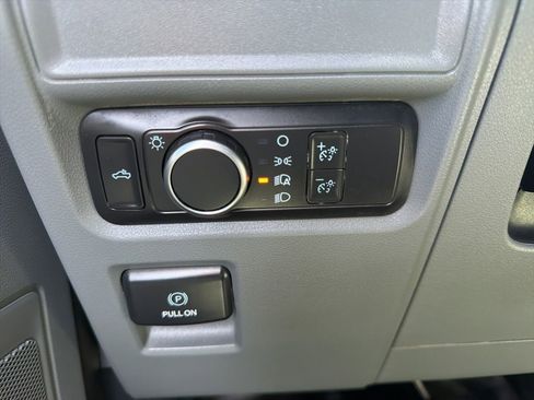 Used 2022 Ford F150 XL w/ Equipment Group 101A High AWD/4WD image 21
