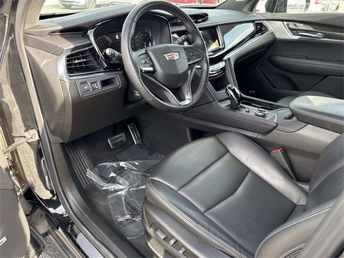 Certified 2023 Cadillac XT6 Sport image 11