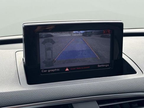 Used 2018 Audi Q3 2.0T Premium w/ Convenience Package image 28