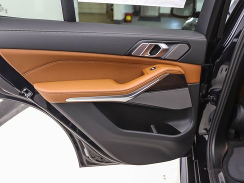 New 2026 BMW X5 xDrive40i w/ M Sport Package image 19