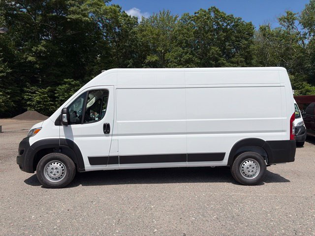 New 2026 RAM ProMaster 2500 w/ Convenience Group FWD image 4