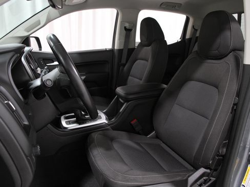 Certified 2022 Chevrolet Colorado LT w/ LT Convenience Package image 5