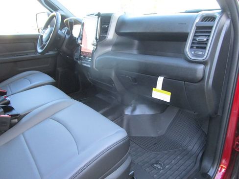 New 2026 RAM 2500 Tradesman AWD/4WD image 29