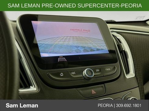 Used 2019 Chevrolet Malibu LT FWD image 13