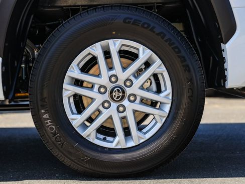 Certified 2026 Toyota Tundra SR5 image 8