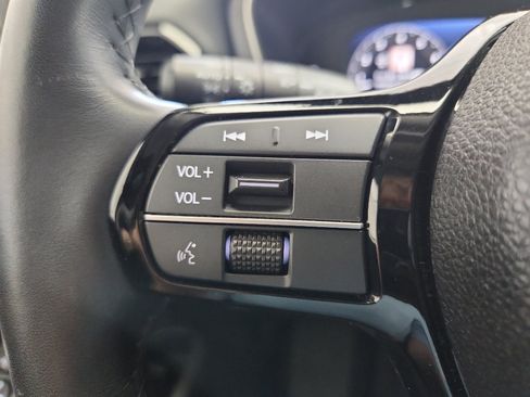 Used 2025 Honda Pilot Elite image 13
