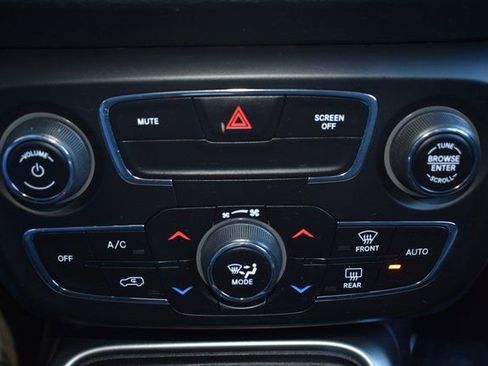 Used 2019 Jeep Compass Latitude w/ Popular Equipment Group image 27