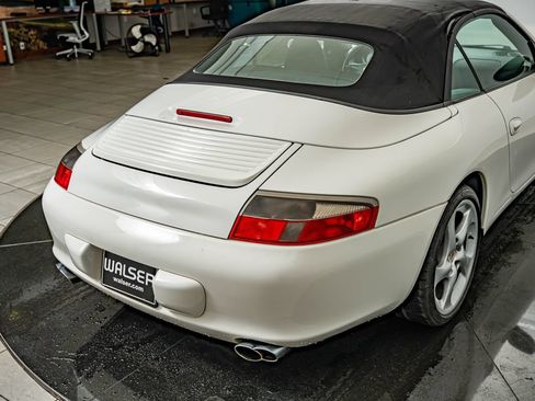 Used 2003 Porsche 911 Carrera RWD image 21
