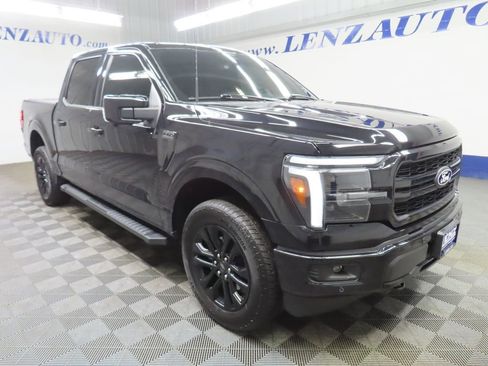 Used 2025 Ford F150 Lariat w/ Equipment Group 501A Mid image 3