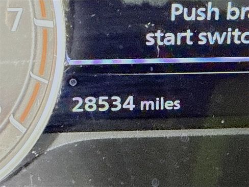 Certified 2022 Nissan Rogue SV image 4