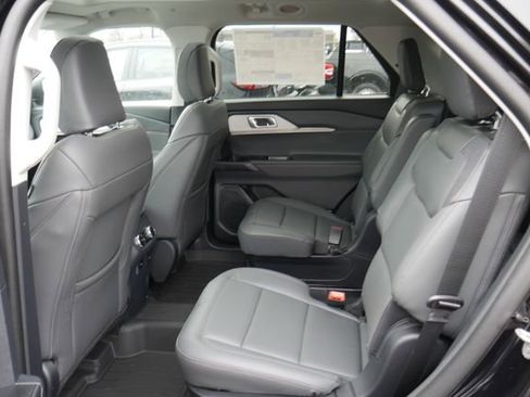 New 2026 Ford Explorer Active w/ Active Comfort Package AWD/4WD image 25