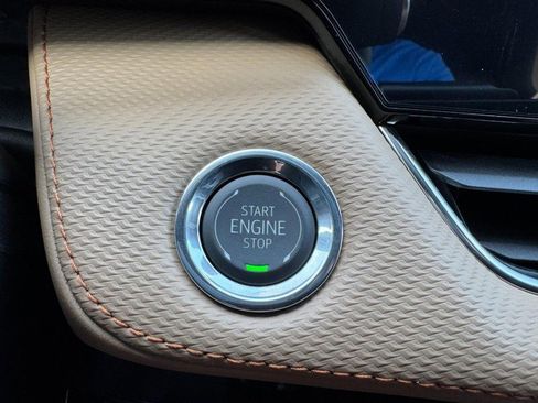 New 2026 Chevrolet Equinox ACTIV w/ Safety and Technology Package image 17