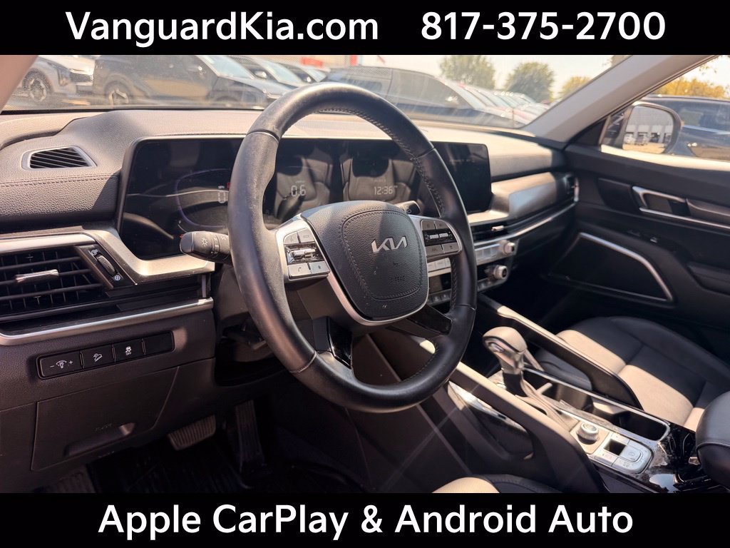 Certified 2025 Kia Telluride LX FWD image 14