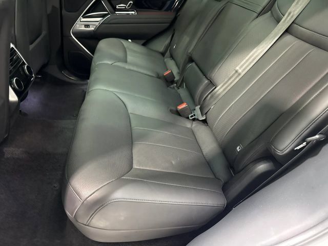 Used 2023 Land Rover Range Rover SE AWD/4WD image 26