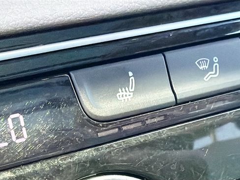 Used 2021 Volkswagen Atlas SEL AWD/4WD image 26