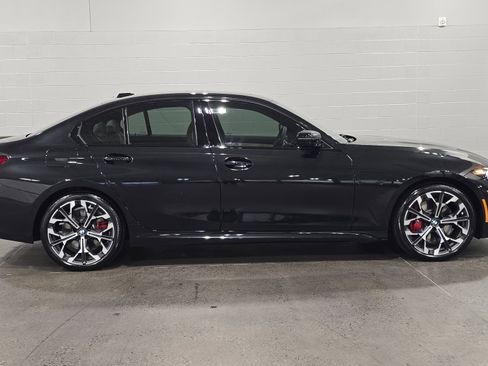Used 2026 BMW 330i Sedan w/ M Sport Package RWD image 9