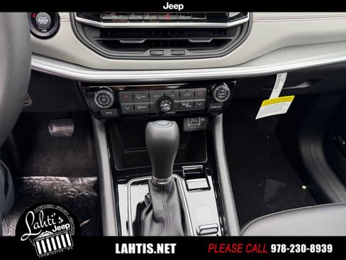 New 2026 Jeep Compass Limited w/ Sun, Sound & Navigation Group image 9