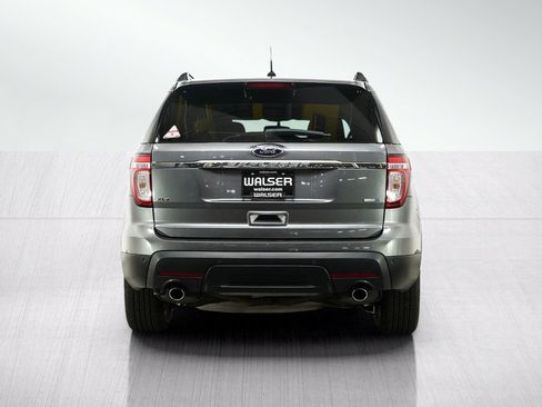 Used 2014 Ford Explorer XLT AWD/4WD image 4
