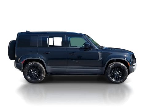 Used 2025 Land Rover Defender 110 S AWD/4WD image 9