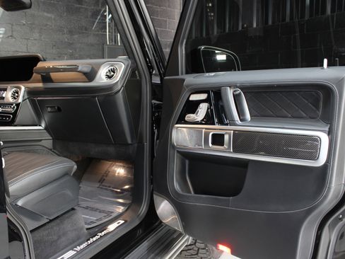Used 2022 Mercedes-Benz G 550 image 25