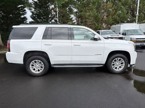 Used 2020 GMC Yukon SLT AWD/4WD image 11