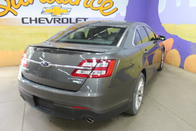 Used 2016 Ford Taurus Limited w/ Driver Assist Package AWD/4WD image 8