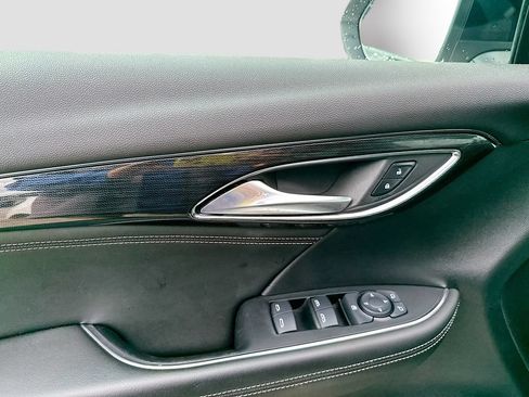 Used 2023 Buick Envision Preferred w/ Sport Touring Package FWD image 9
